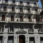 Palazzo Sant'arcangelo 4* Neapel