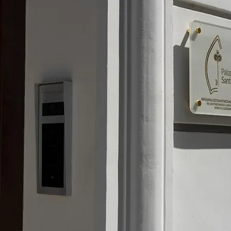 Palazzo Sant'arcangelo Gæstehus Napoli