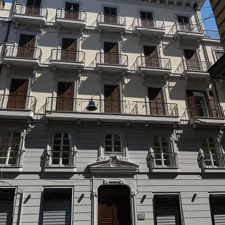 Palazzo Sant'arcangelo 4* Neapol