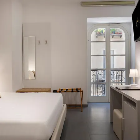 Palazzo Sant'arcangelo Πανσιόν Νάπολη