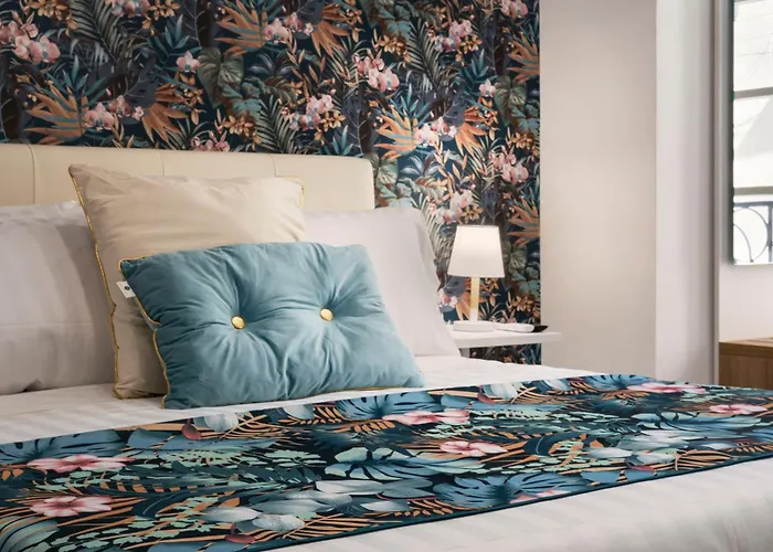 Palazzo Sant'arcangelo 4* Nápoles