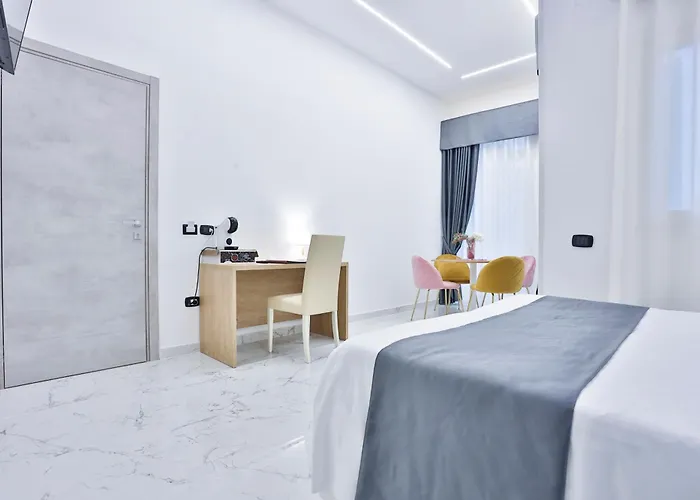 Pensión Palazzo Sant'arcangelo 4*