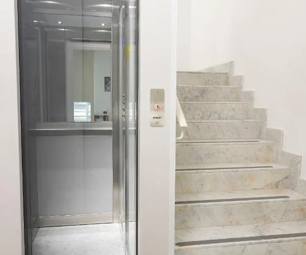 Palazzo Sant'arcangelo בית הארחה 4*